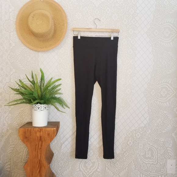 Danskin Leggings Mesh Insert - Picture 3 of 11